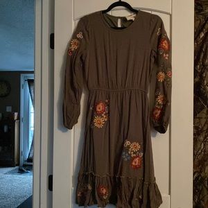 Savanna Jane embroidered dress